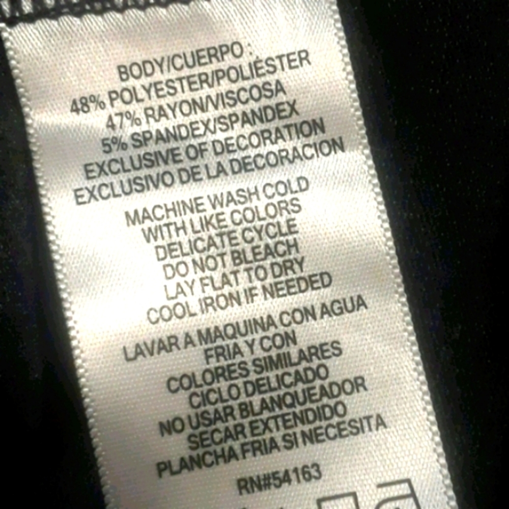 Tommy Hilfiger Sport Ware - Picture 4 of 4